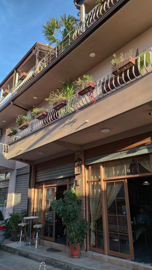 Lille France Apartments Shkoder Exterior photo