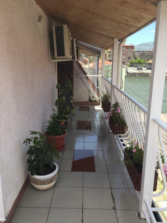 Lille France Apartments Shkoder Exterior photo